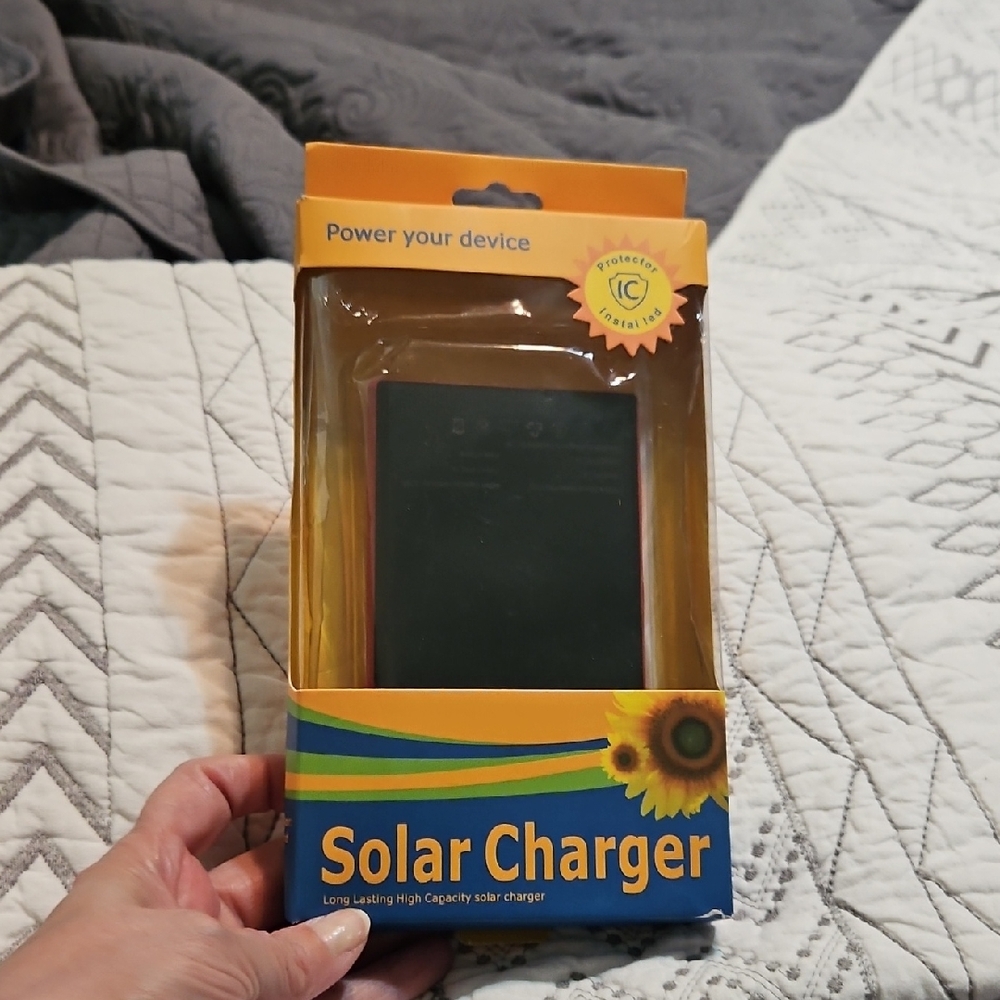 Solar Charger with Black Panel
